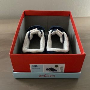 Boys NWT Cat and Jack Sneakers Size 11